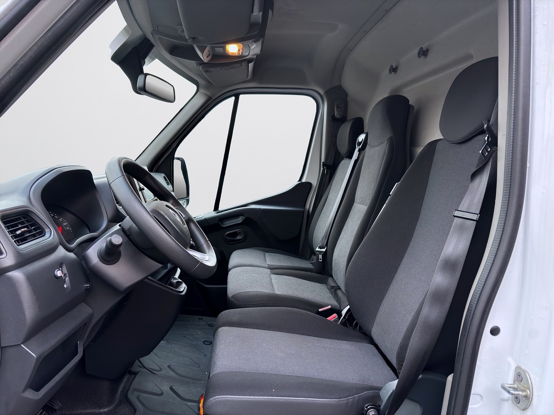 3.5 T 2.3 dCi 150hk L3 !KAMPANJ! Drag B-Kamera