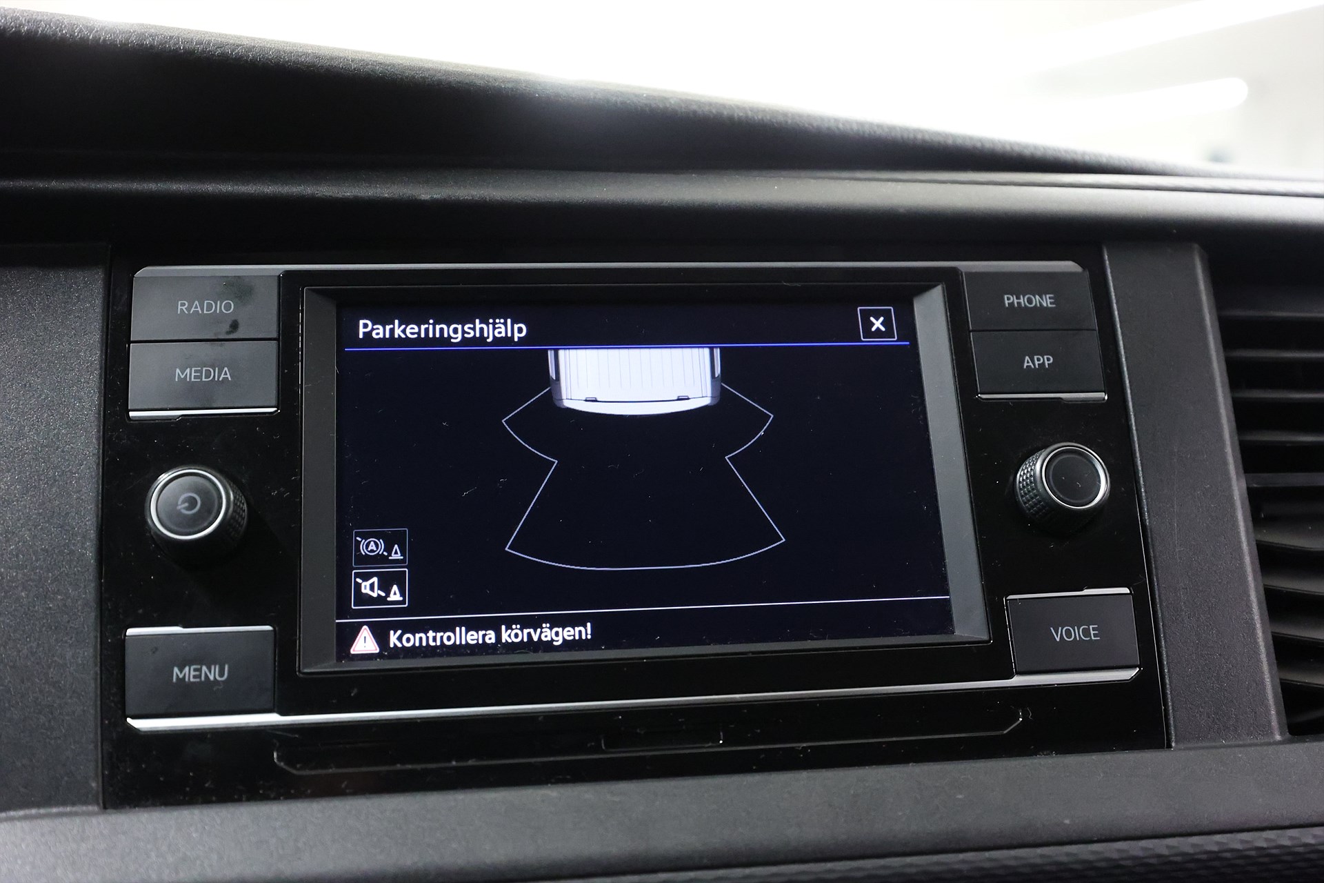 Volkswagen Transporter T30 2.0 TDI 110hk V-Inrett 3-SIts Drag CarPlay PDC