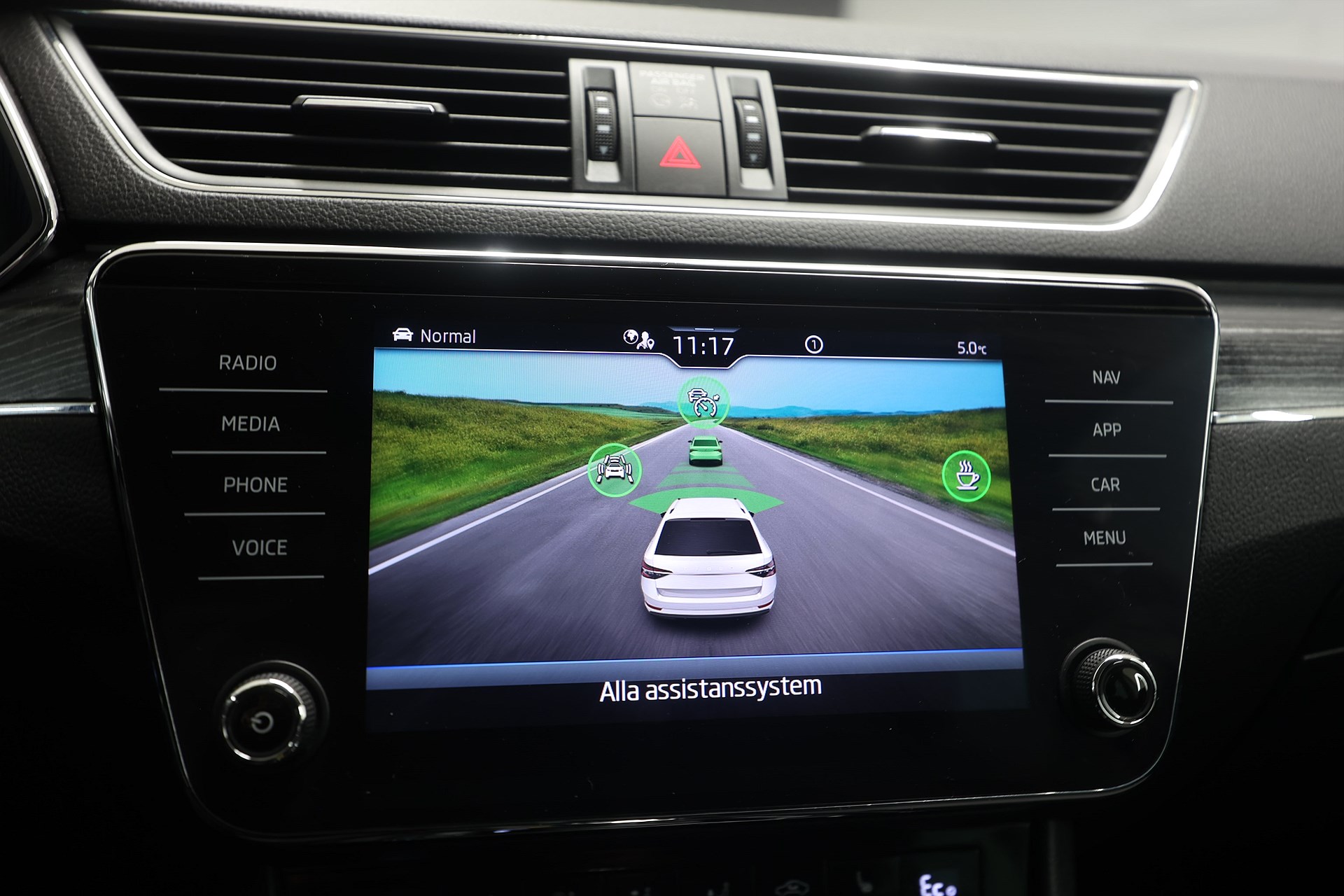 Skoda Superb iV Combi 1.4 TSI 218hk Style Drag Navi