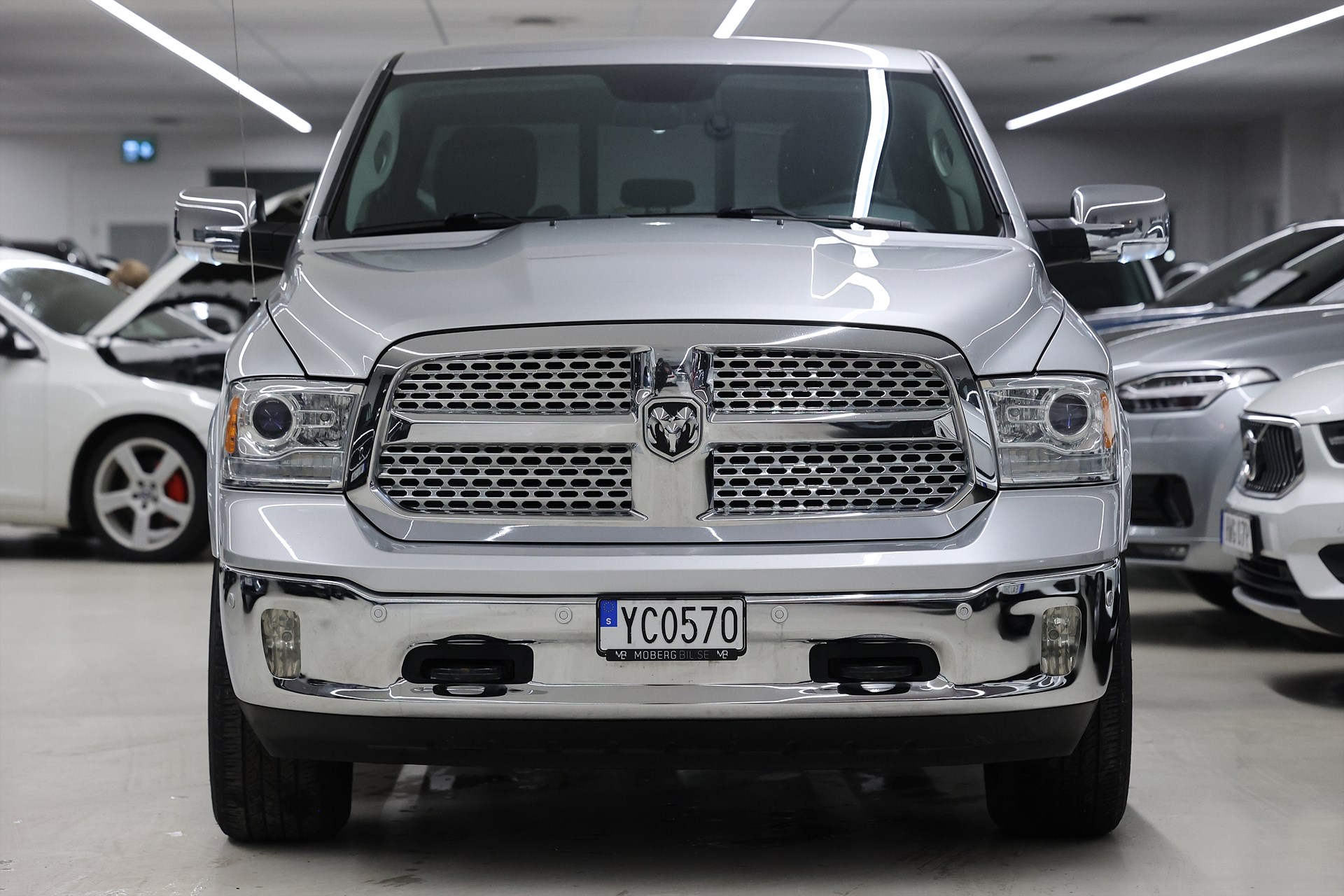 Dodge RAM 5.7 V8 4WD 401hk *Hjulkampanj!* Laramie RamBox MOMS