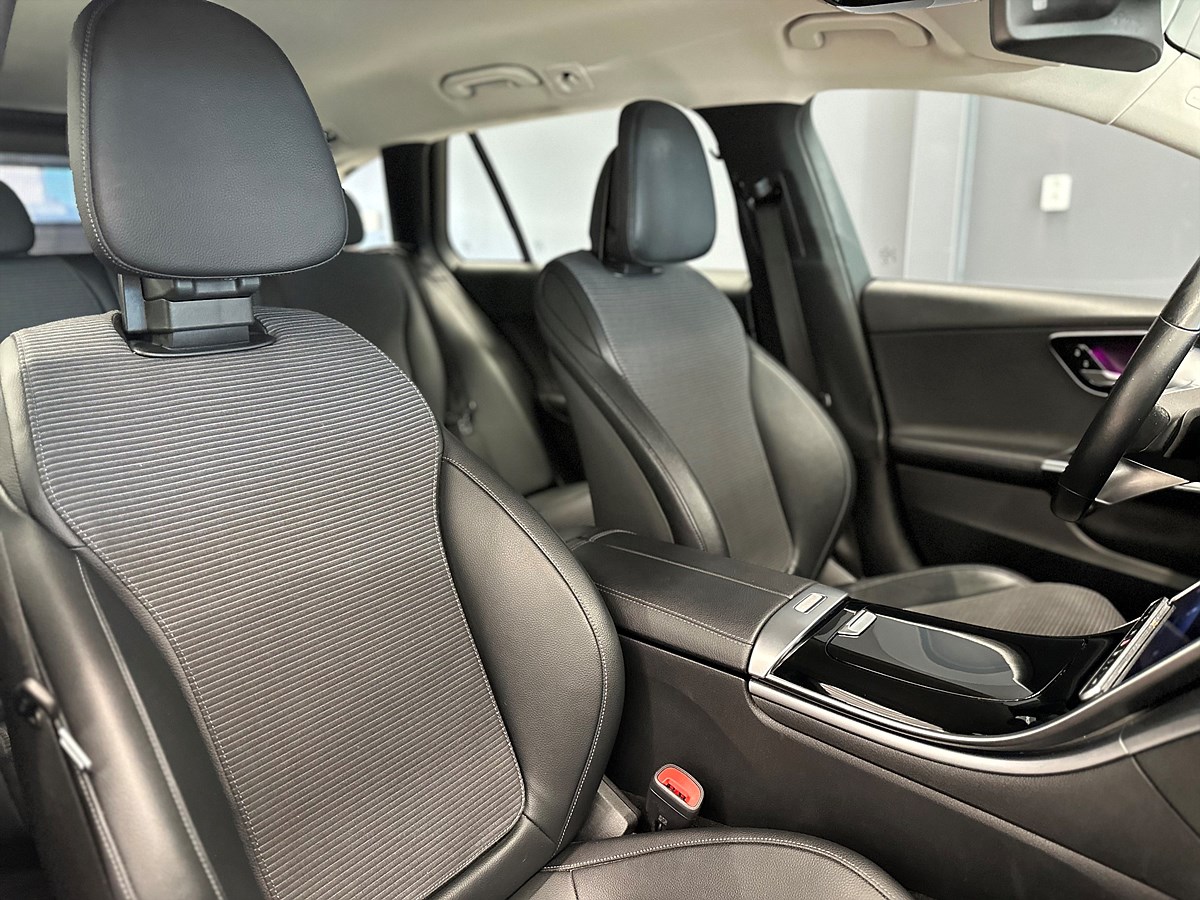 Mercedes-Benz C200 – bild 11