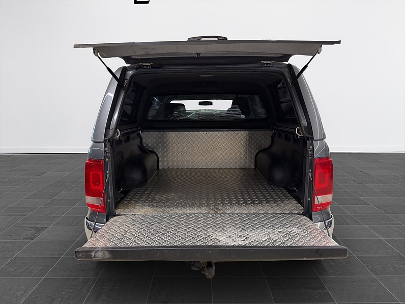 Volkswagen Amarok DoubleCab 2.8t 4M 180hk Highline Drag Navi