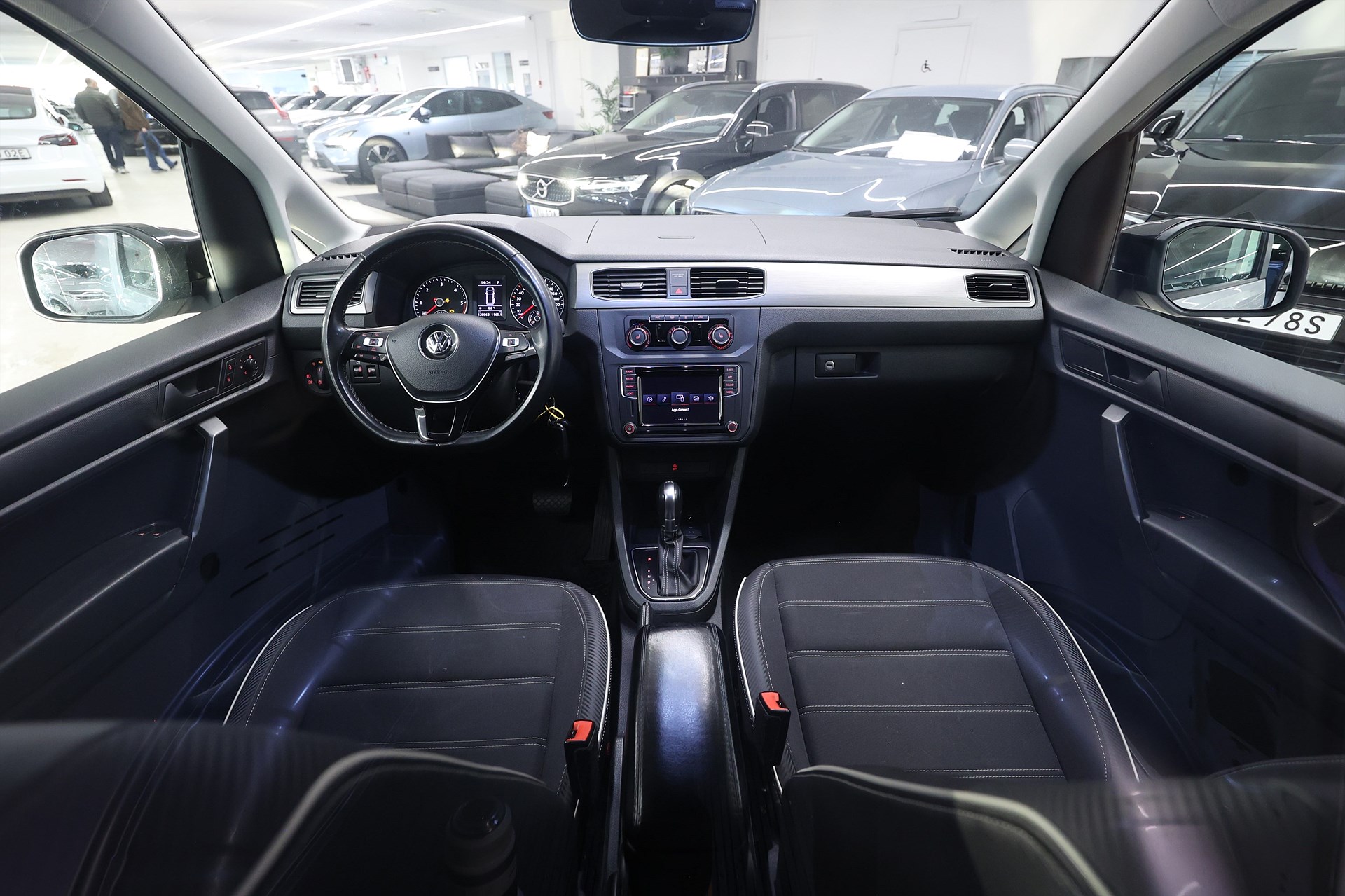 Volkswagen Caddy 2.0 TDI Skåp 102hk *Hjulkampanj!* Exclusive Edt