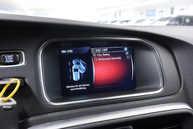 Volvo V40 D2 120hk R-Design Värmare PDC