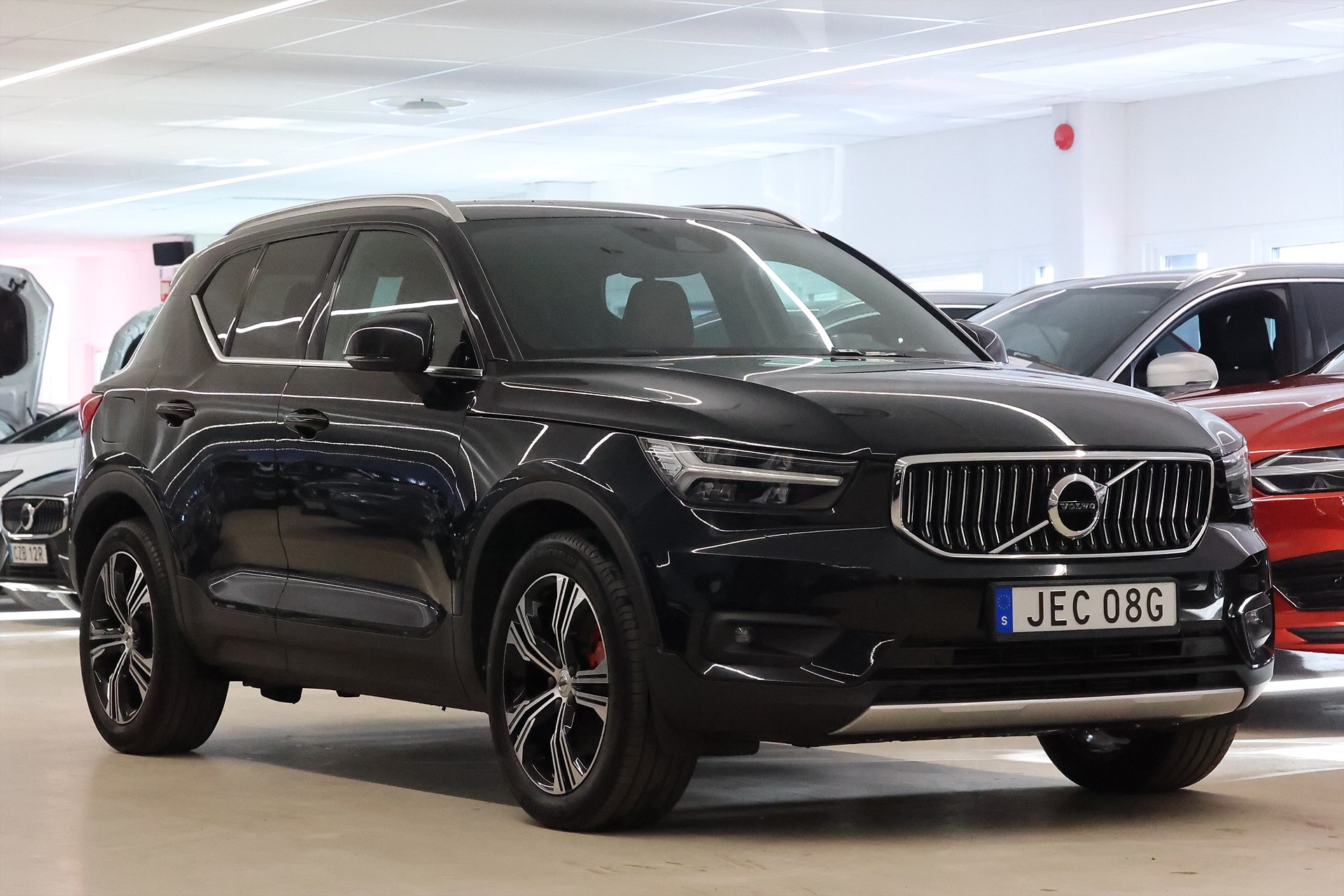 Volvo XC40 Recharge T4 DCT 211hk Inscription H/K Läder Keyless Drag