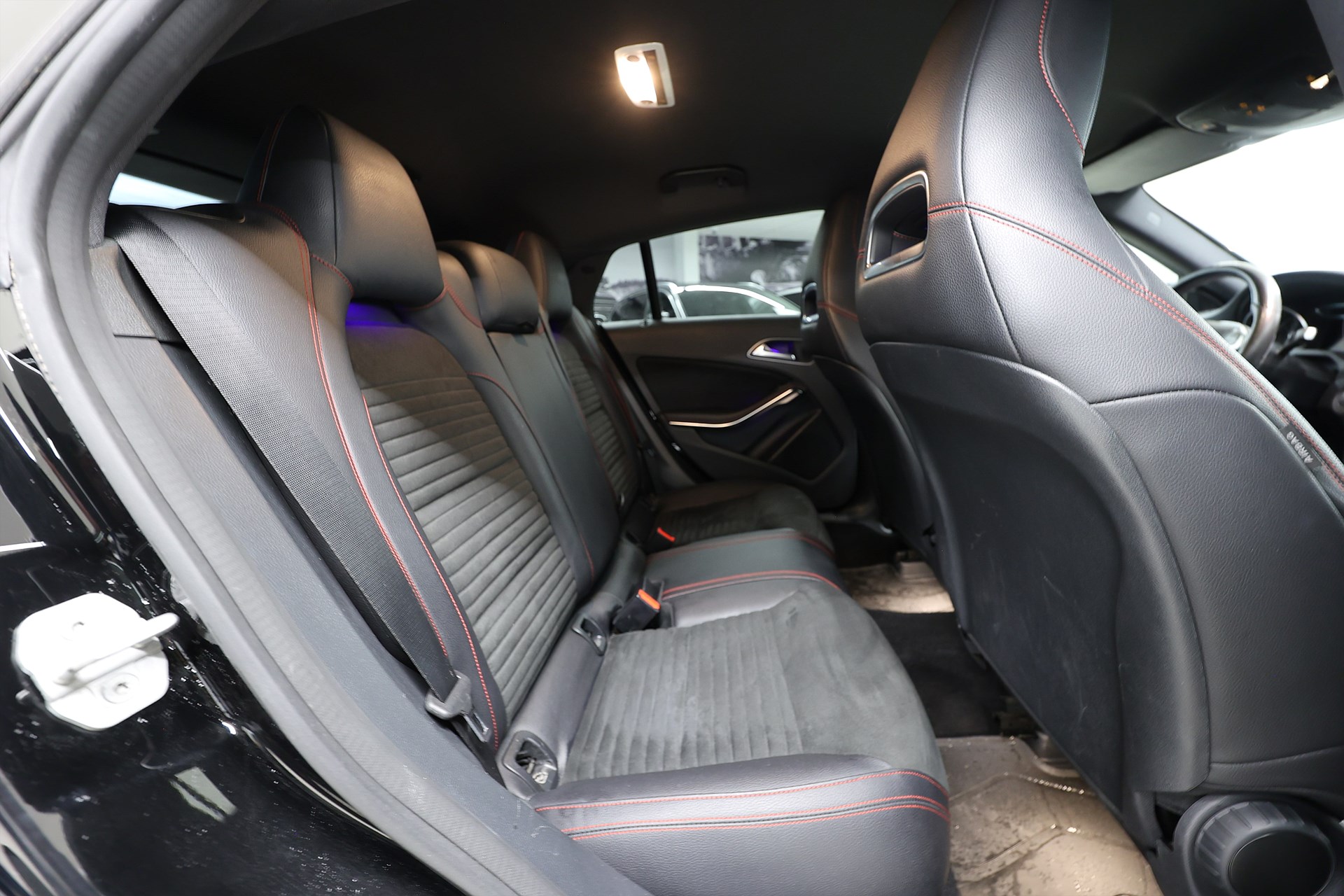 Mercedes-Benz CLA 220 D 177hk AMG Sport B-Kamera Carplay