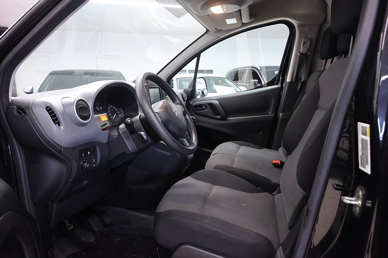 Citroën Berlingo 1.6 BlueHDi 75hk L1 PDC CarPlay MOMS