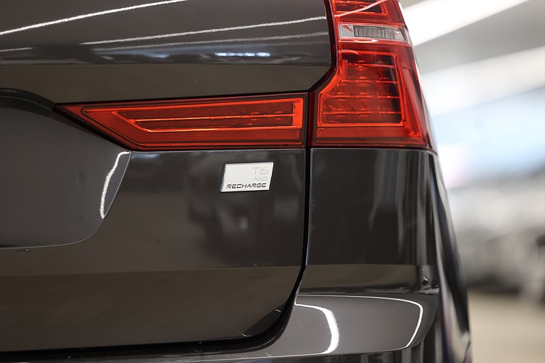 Volvo XC60 Recharge T6 AWD 340hk *Kampanj* Momentum 360° H/K Pano