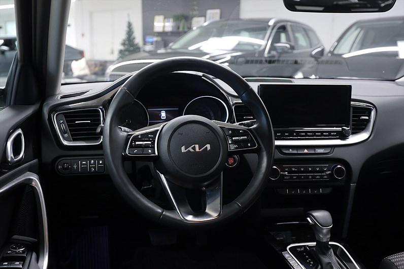 Kia Ceed SW PHEV 141hk Advance B-kamera Navi