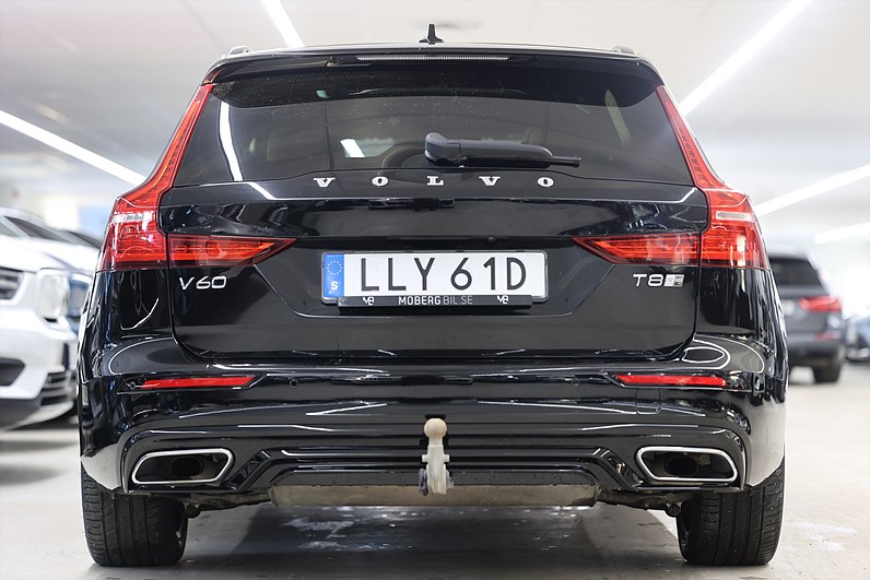 Volvo V60 Recharge T8 AWD 392hk R-Design Pano Drag Navi