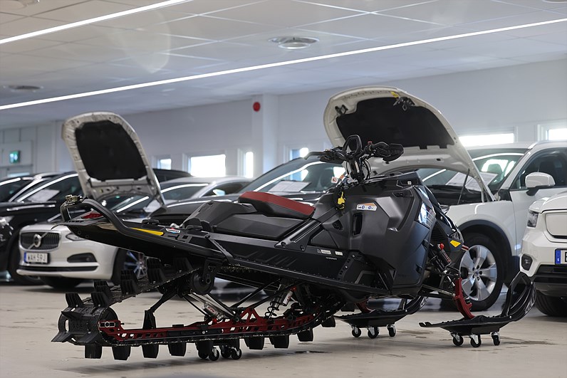 Ski-doo Freeride 850 Turbo R 154