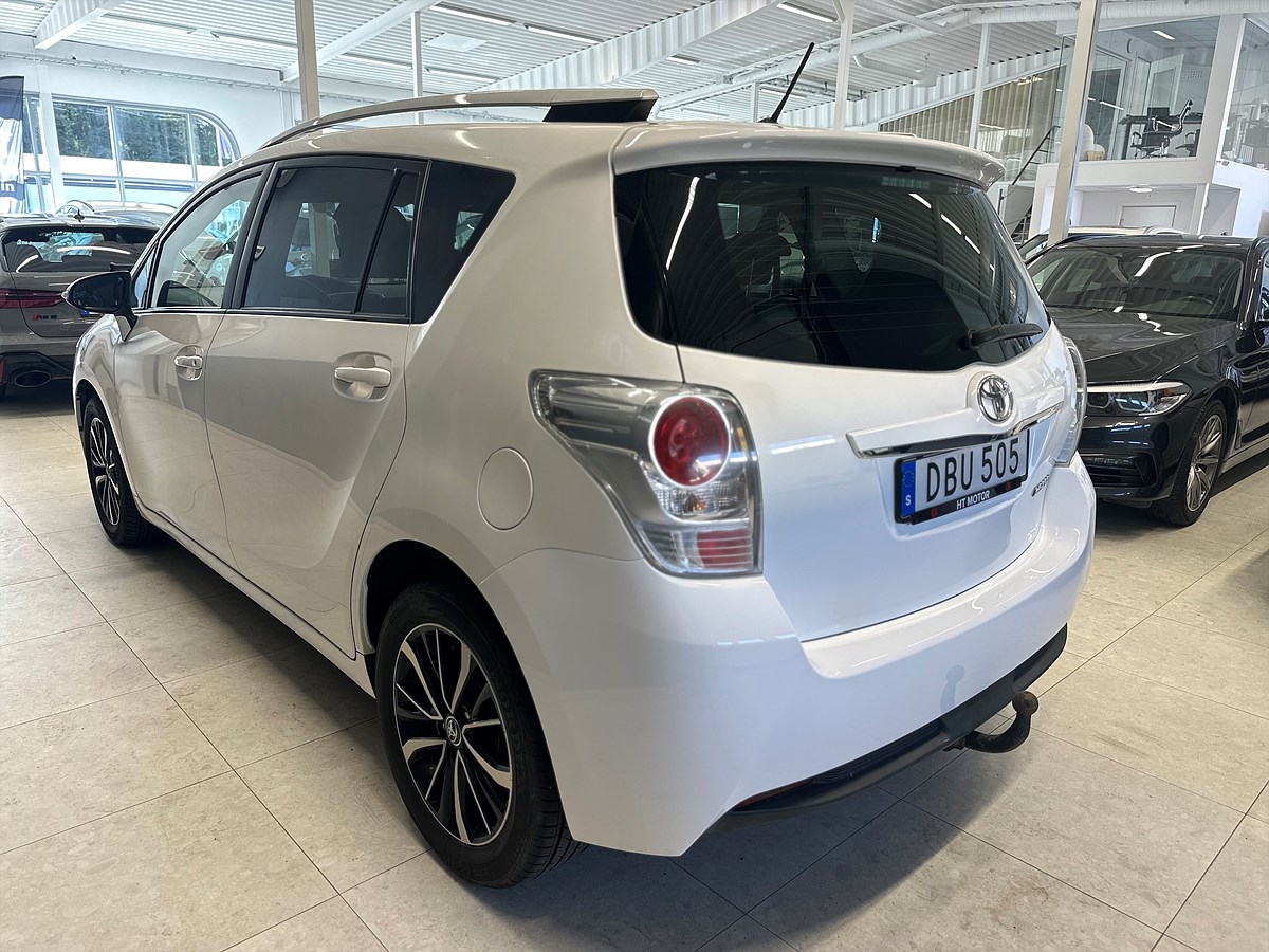 Toyota Verso – bild 6
