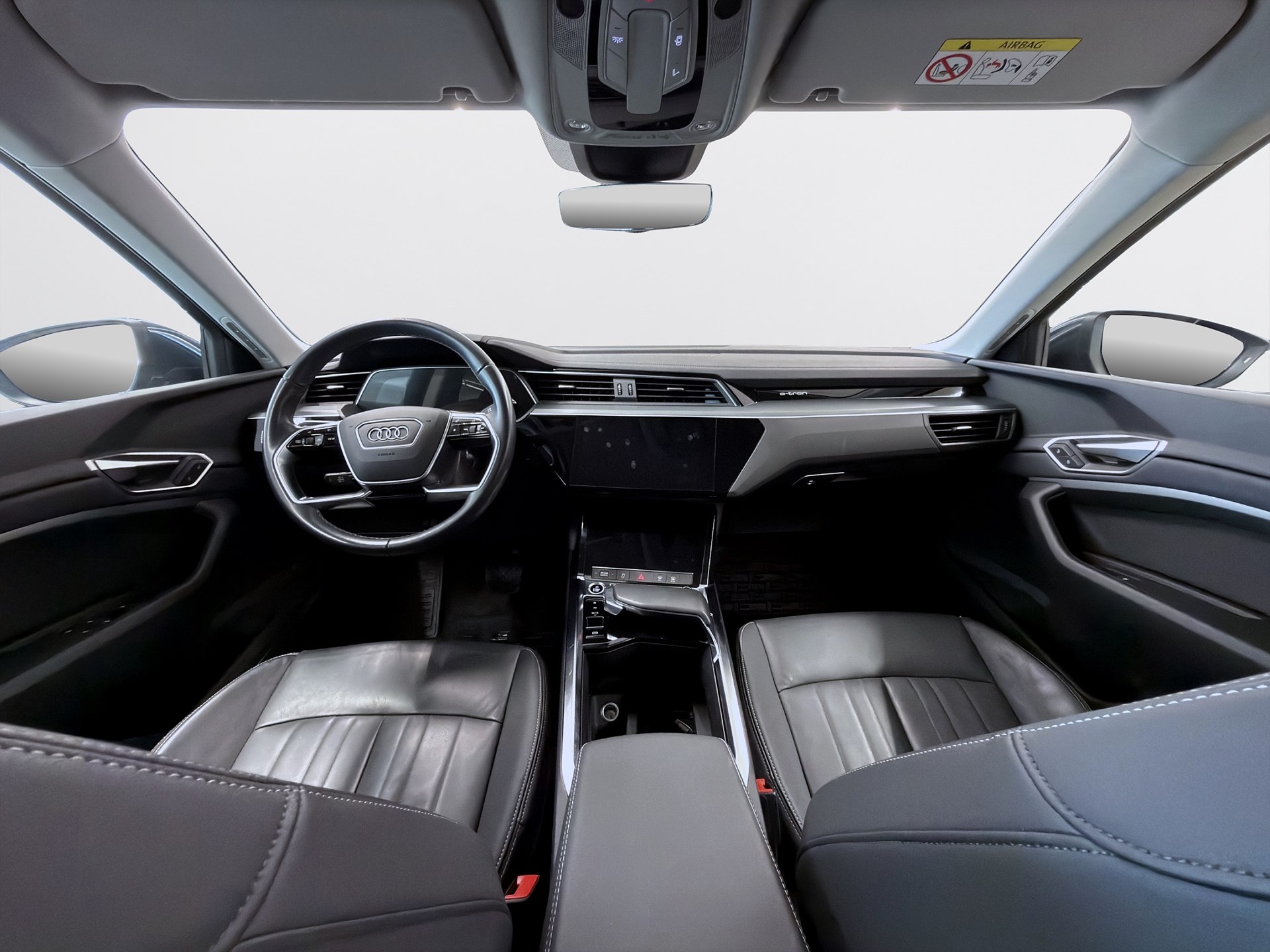 Audi Q8 50 e-tron quattro 340hk Helg på Moberg! B&O B-Kamera Luftfjädring