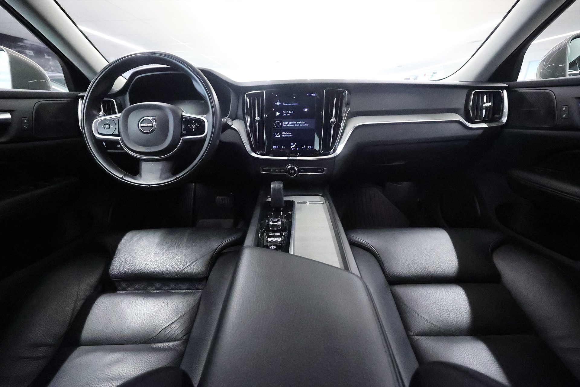 Volvo V60 Cross Country B4 AWD 197hk Momentum H/K Drag