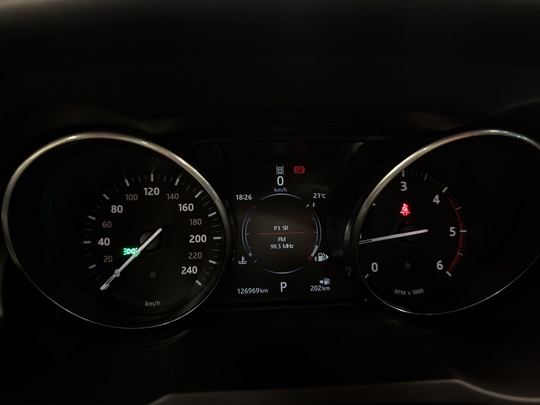 Range Rover Evoque 2.0 TD4 AWD, Kamera, Navi, V-hjul 2017, grå – bild 11 av 22, begagnad hos Niber i Järfälla