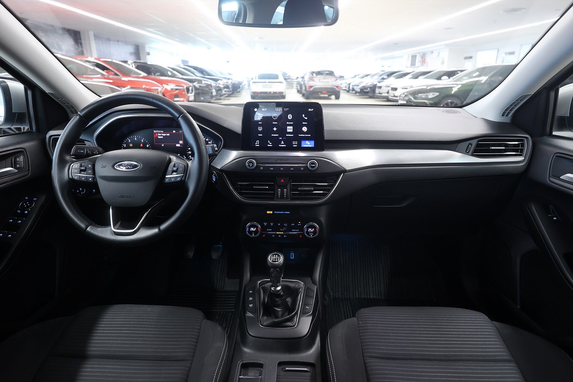 Ford Focus Kombi 1.0 125hk *Kampanj!* Keyless Navi PDC Carplay