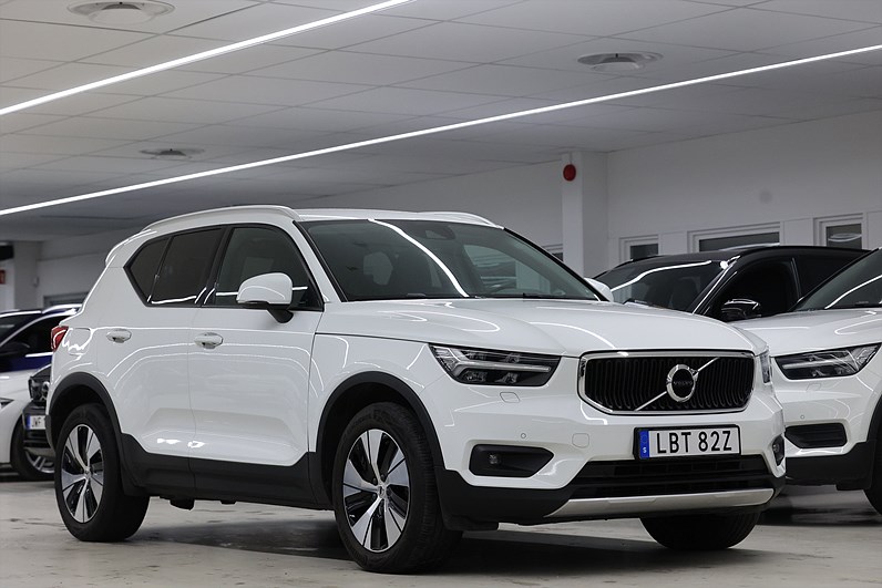 Volvo XC40 T5 Recharge 262hk *Hjulkampanj!* Momentum Värmare