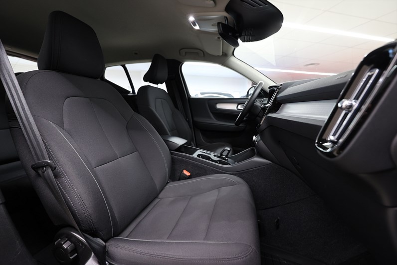 Volvo XC40 Recharge T4 211hk Inscription Exp B-kamera Keyless LEASBAR