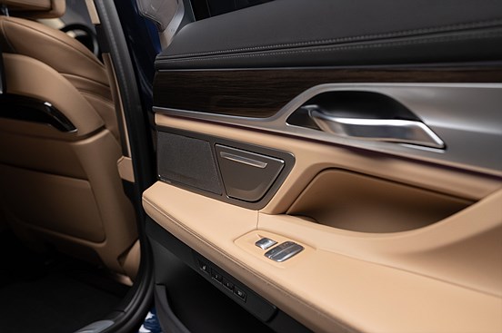 BMW 740d xDrive Lång - S.Jönsson Bil - 11