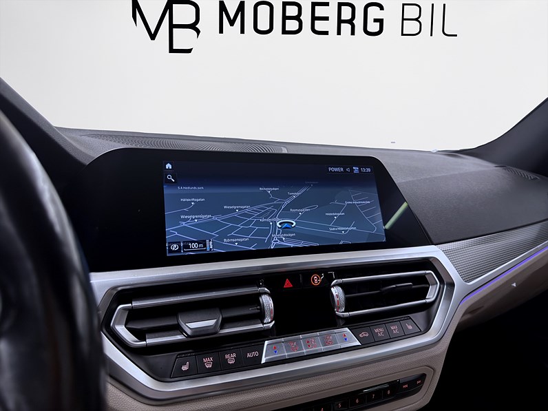 xDrive Touring 292hk M Sport Drag B-Kamera Läder