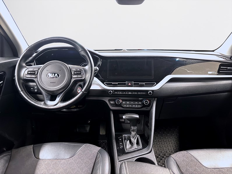 Kia Niro Hybrid 141hk Helg på Moberg! Advance Plus Navi B-Kamera