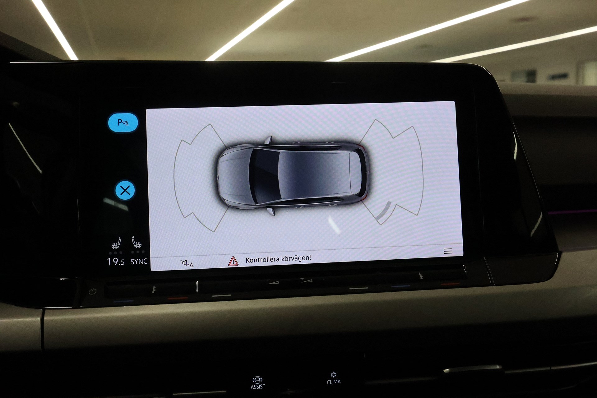 Volkswagen Golf 1.0 TSI 110hk Base Navi CarPlay PDC