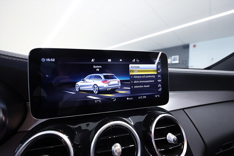 Mercedes-Benz C 300 de AMG Line Night edt B-kamera Drag