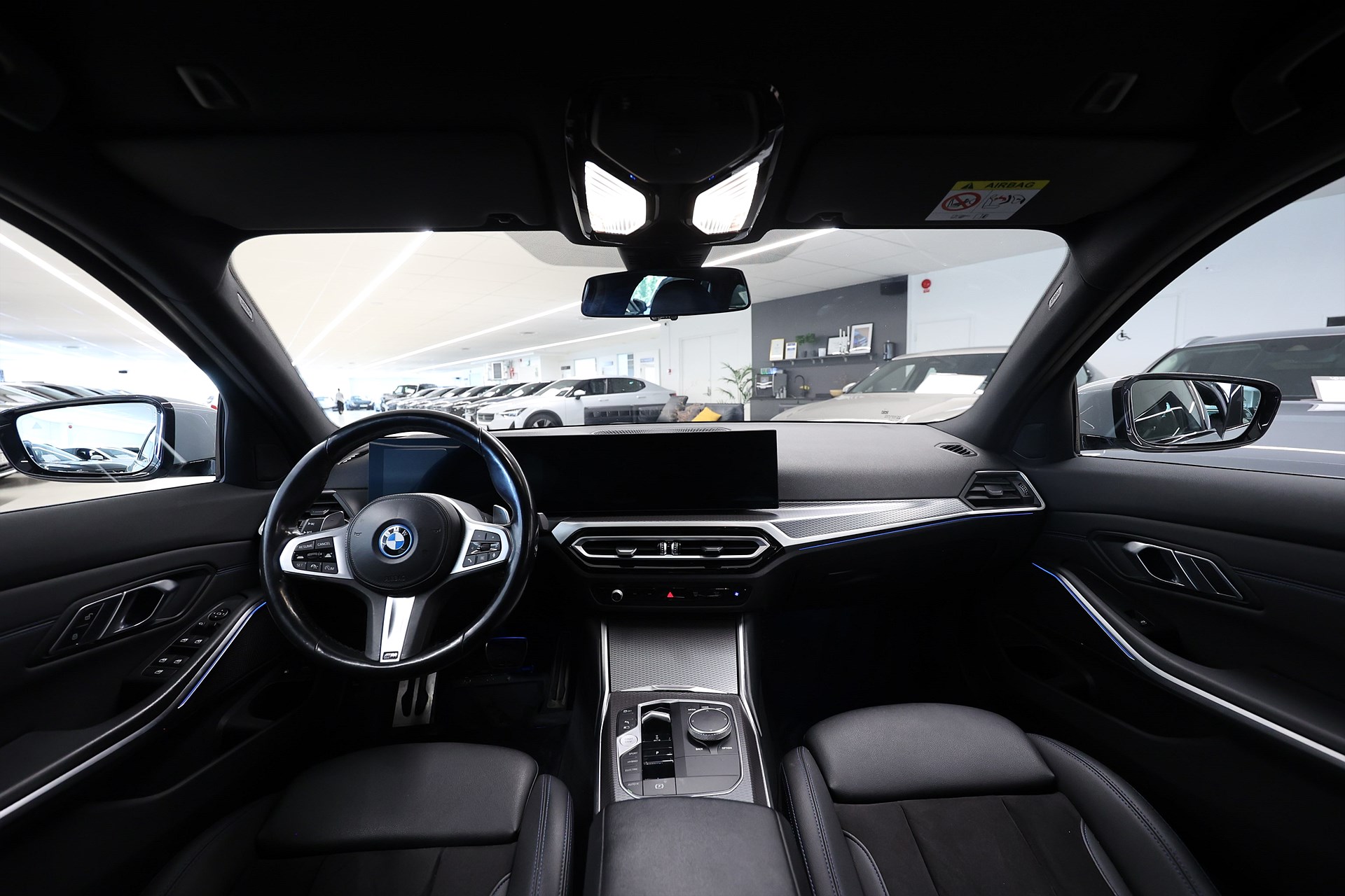 BMW 330e xDrive Touring M Sport Individual Shadow Line Drag Carplay