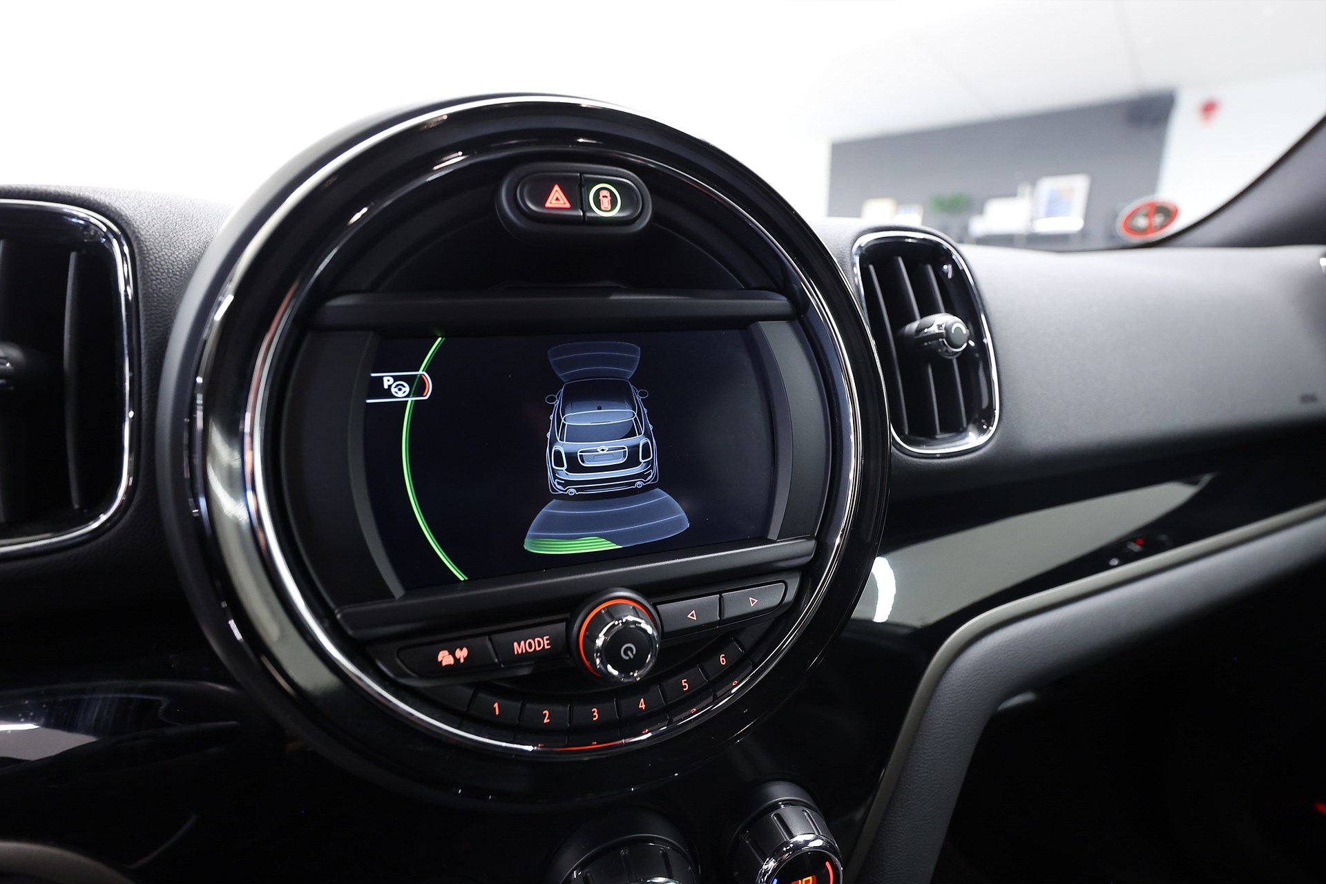 Mini Cooper Countryman SE ALL4 Pepper Keyless Navi PDC MOMS