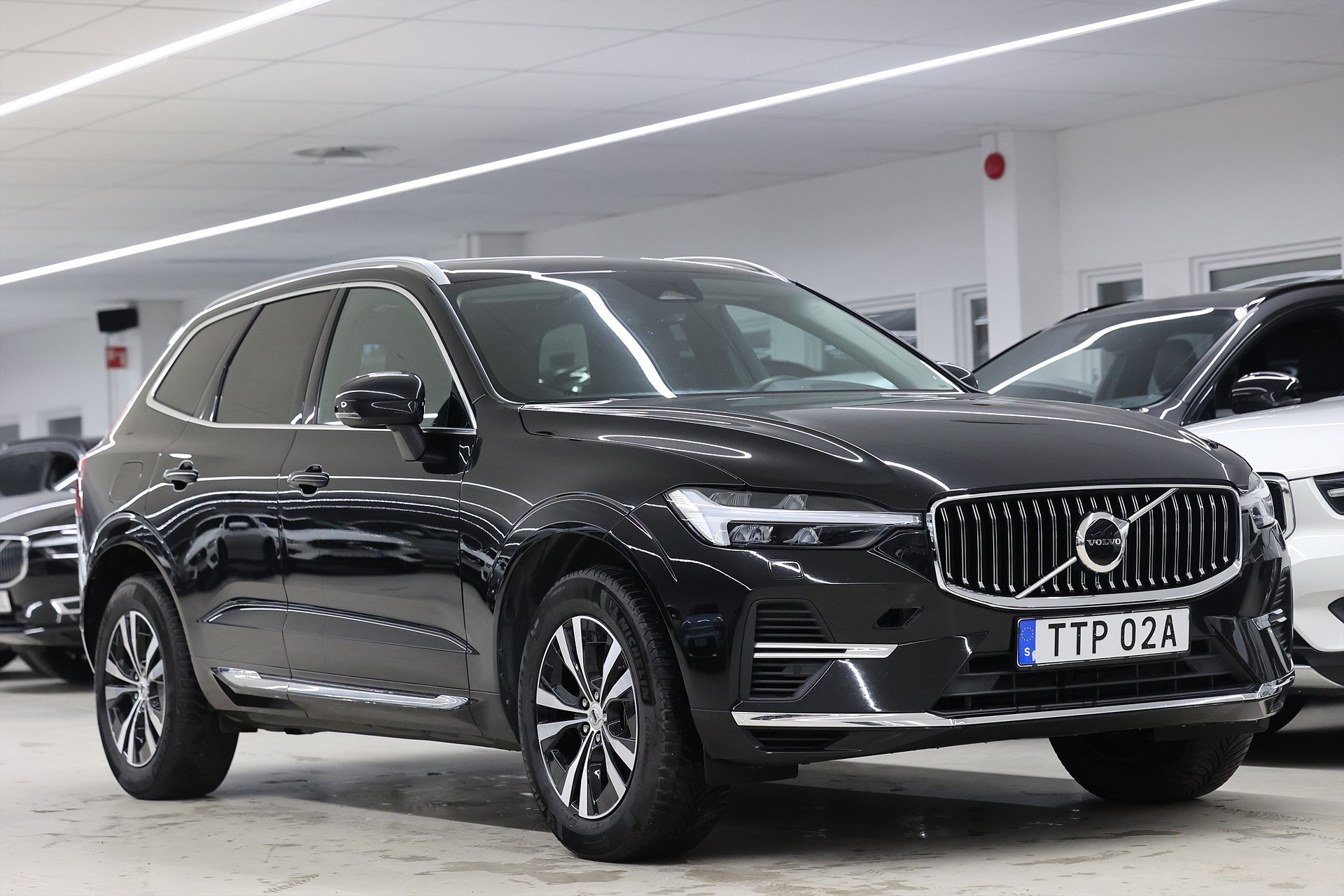 Volvo XC60 Recharge T6 AWD 350hk *Hjulkampanj!* Core Läder