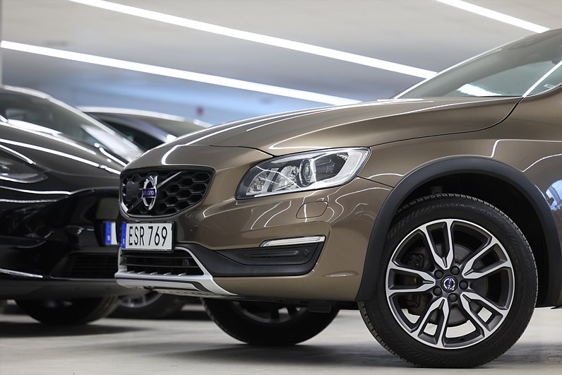 Volvo V60 Cross Country D3 150hk Classic Navi Värmare Keyless