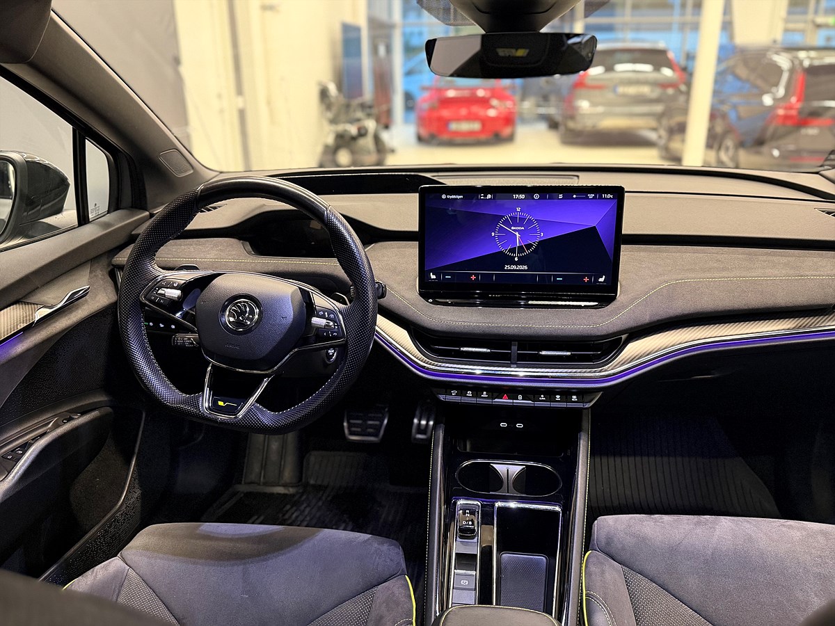 Škoda Enyaq – bild 11