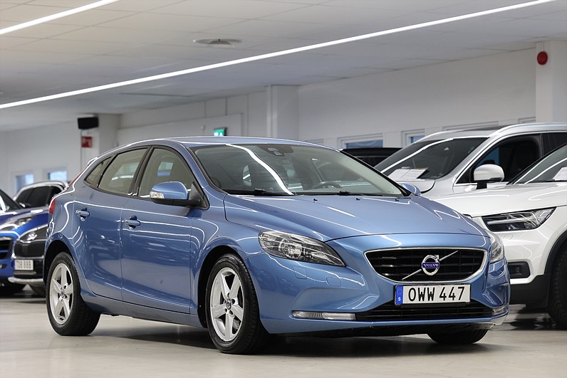 Volvo V40 D2 120hk *Hjulkampanj!* Kinetic Värmare PDC Farth