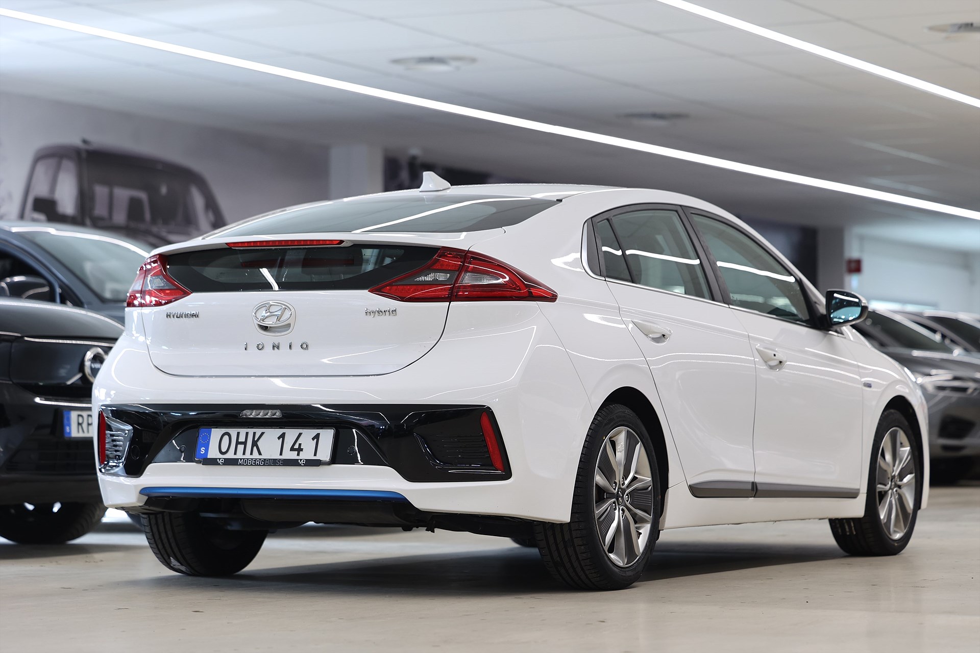 Hyundai Ioniq Hybrid 1.6 141hk Premium Plus Infinity Keyless B-kamera Navi