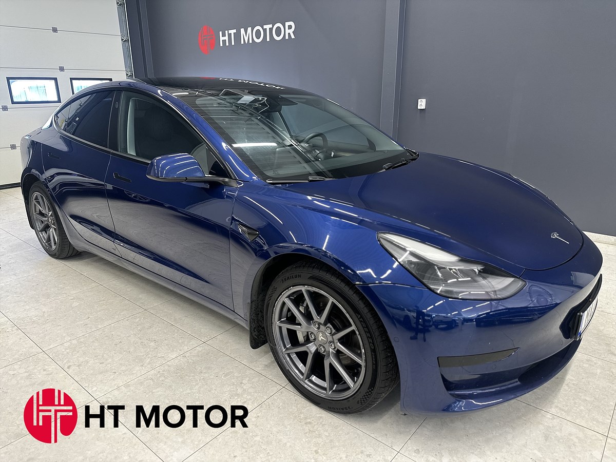 Tesla Model 3 – bild 1