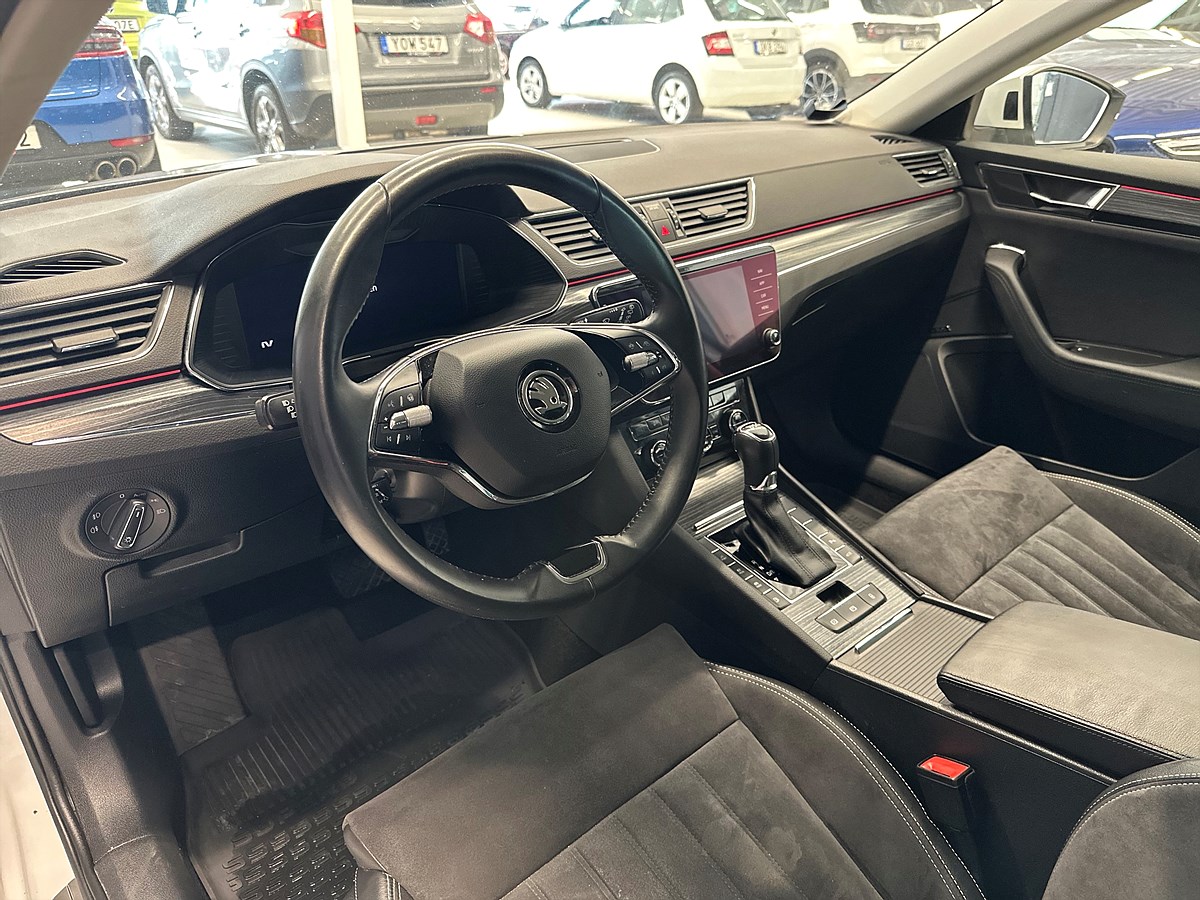 Škoda Superb – bild 15