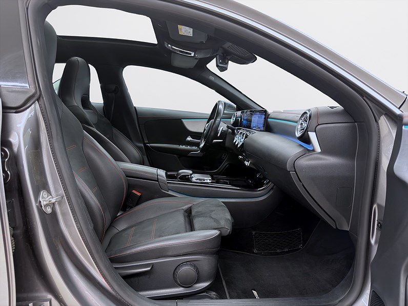 Mercedes-Benz CLA 220 SB 190hk AMG Line