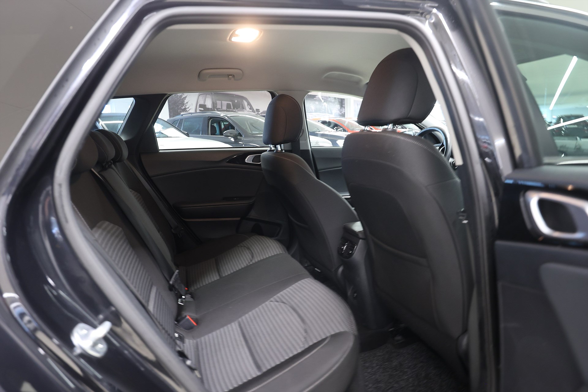 Kia Ceed SW PHEV 141hk Advance B-kamera Navi