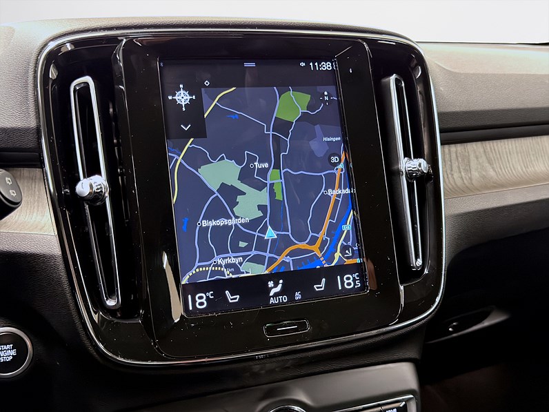 Volvo XC40 D3 150hk Inscription Navi Keyless Värmare B-Kamera