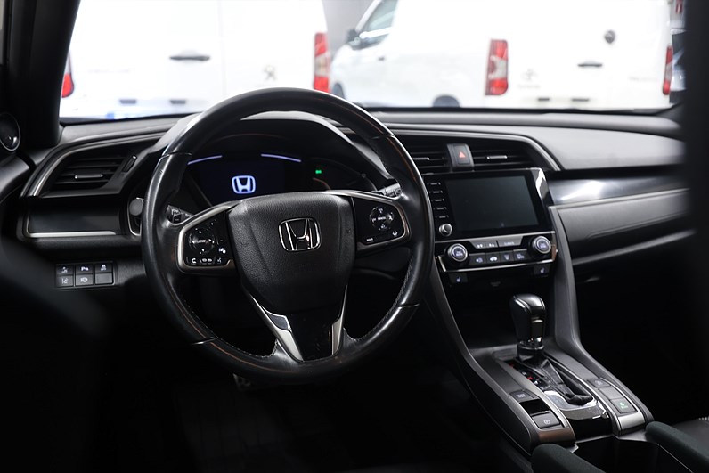 Honda Civic 1.0 126hk Elegance B-kamera Navi