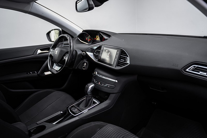 Peugeot 308 2015 - miniatyr 26