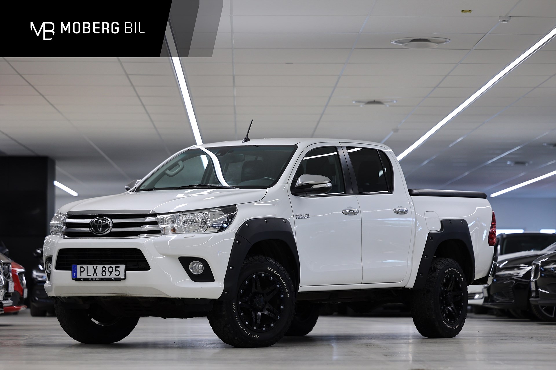 Toyota Hilux Dubbelhytt 2.4 AWD 150hk Invicible Drag Flaklock