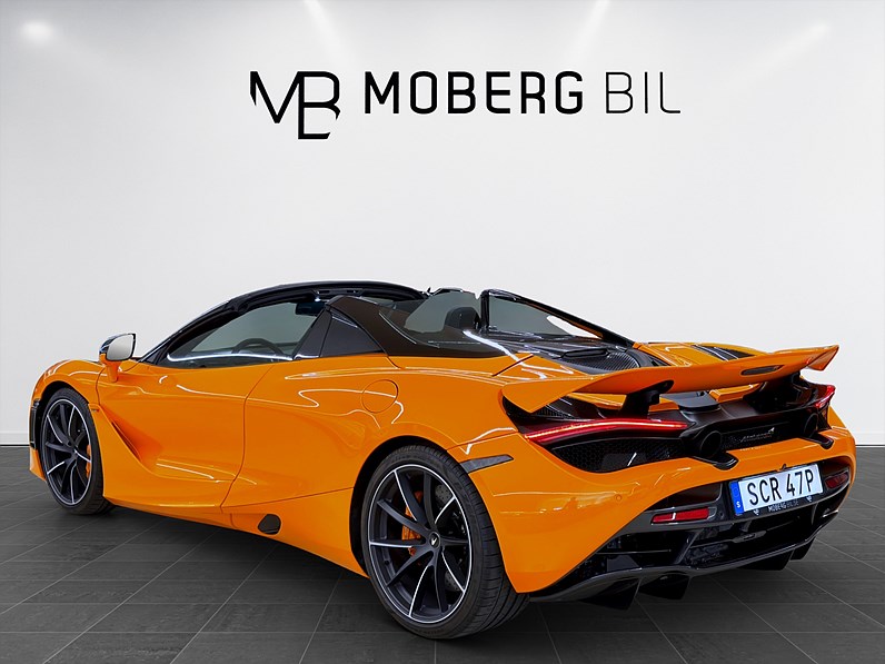 McLaren 720S Spider Performance Plus B&W Carbon Lift