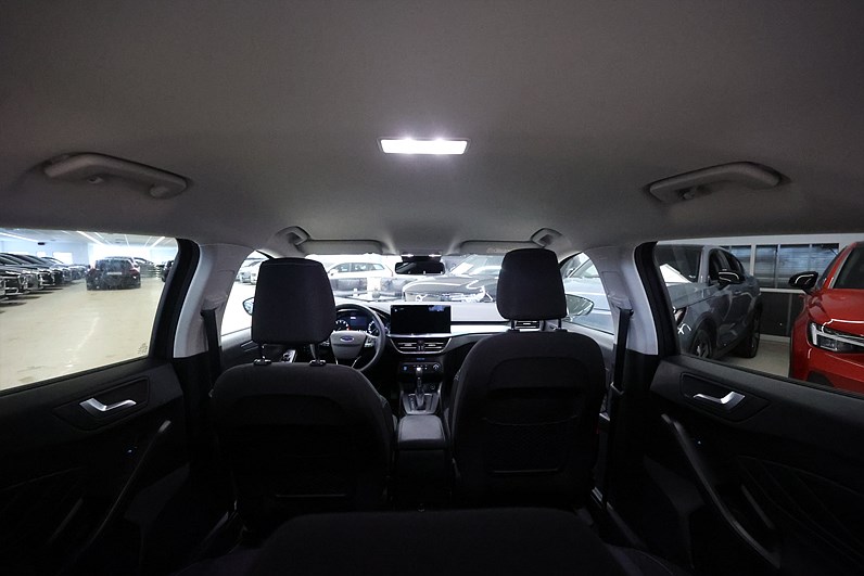 Ford Focus Active 1.0 Hybrid 125hk Active + B-kamera Navi