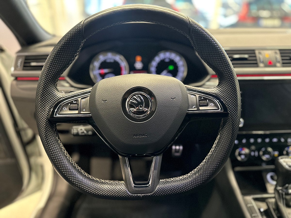 Škoda Superb – bild 19