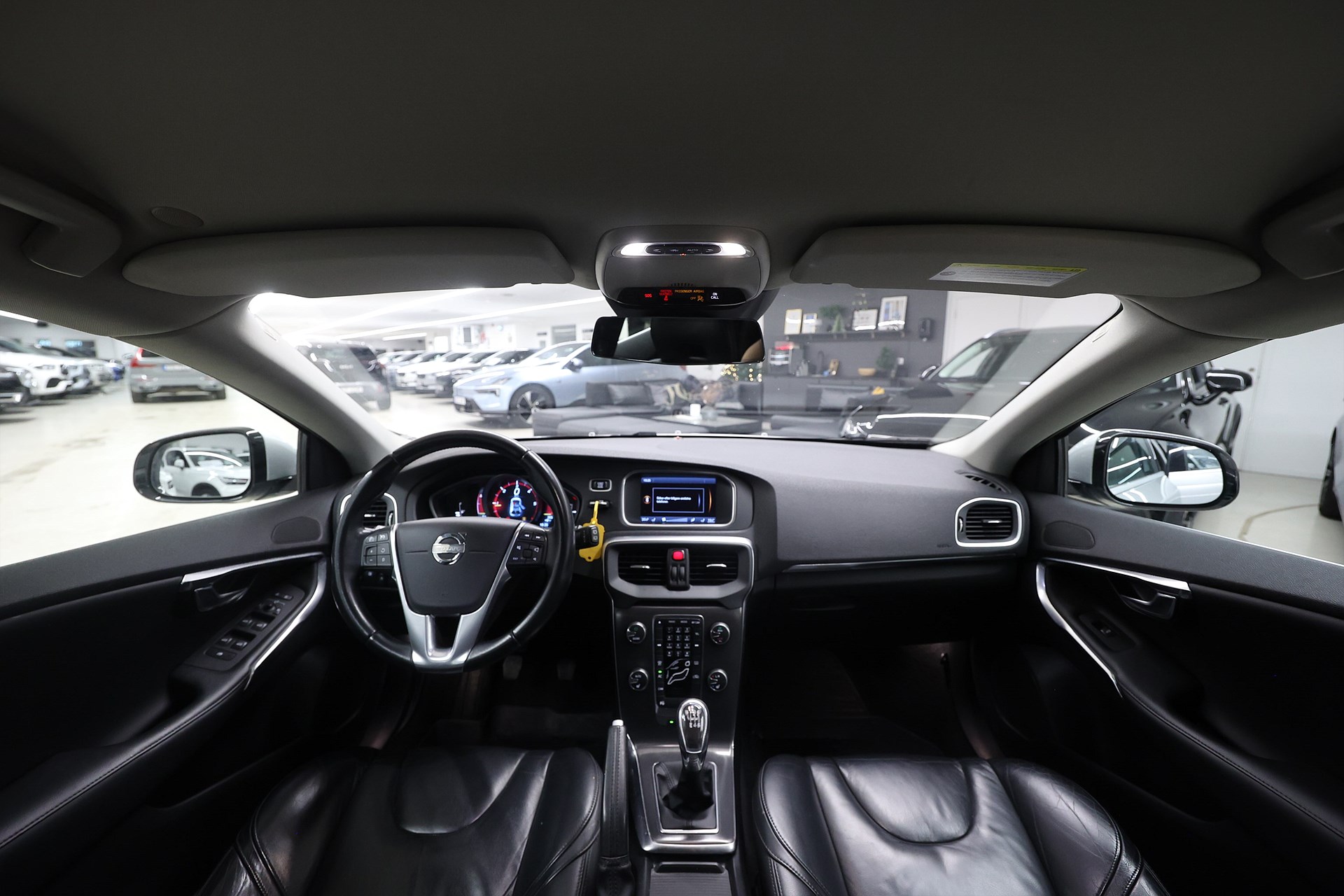 Volvo V40 D2 115hk *Hjulkampanj!* Summum Värmare Kamera