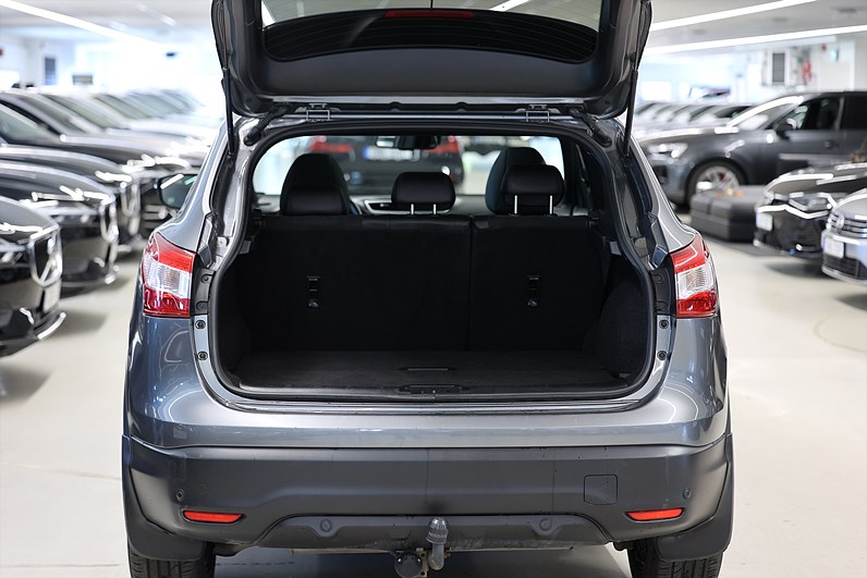Nissan Qashqai 115hk N Vision Pano 360kam Drag Keyless Navi