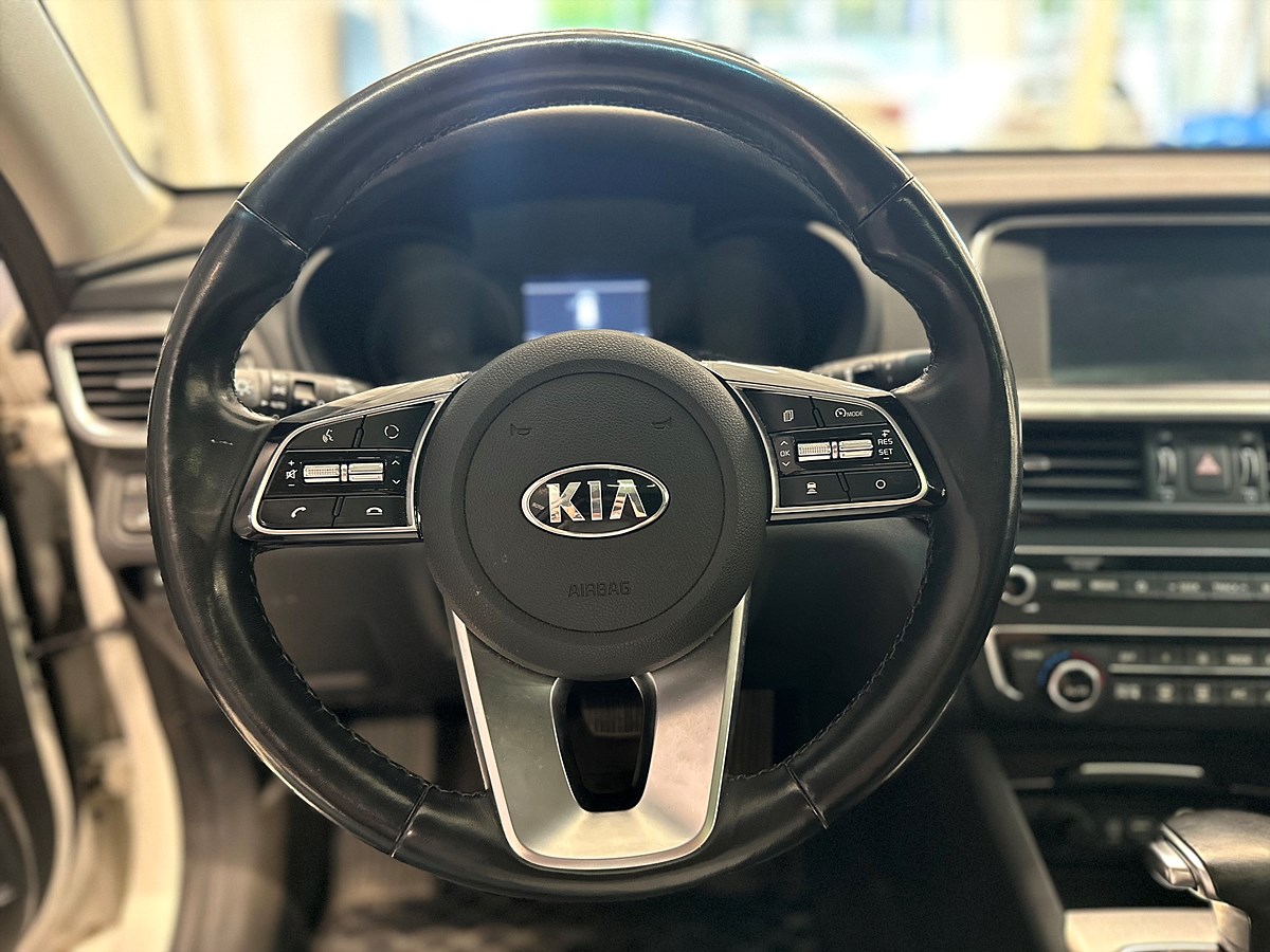 Kia Optima – bild 17
