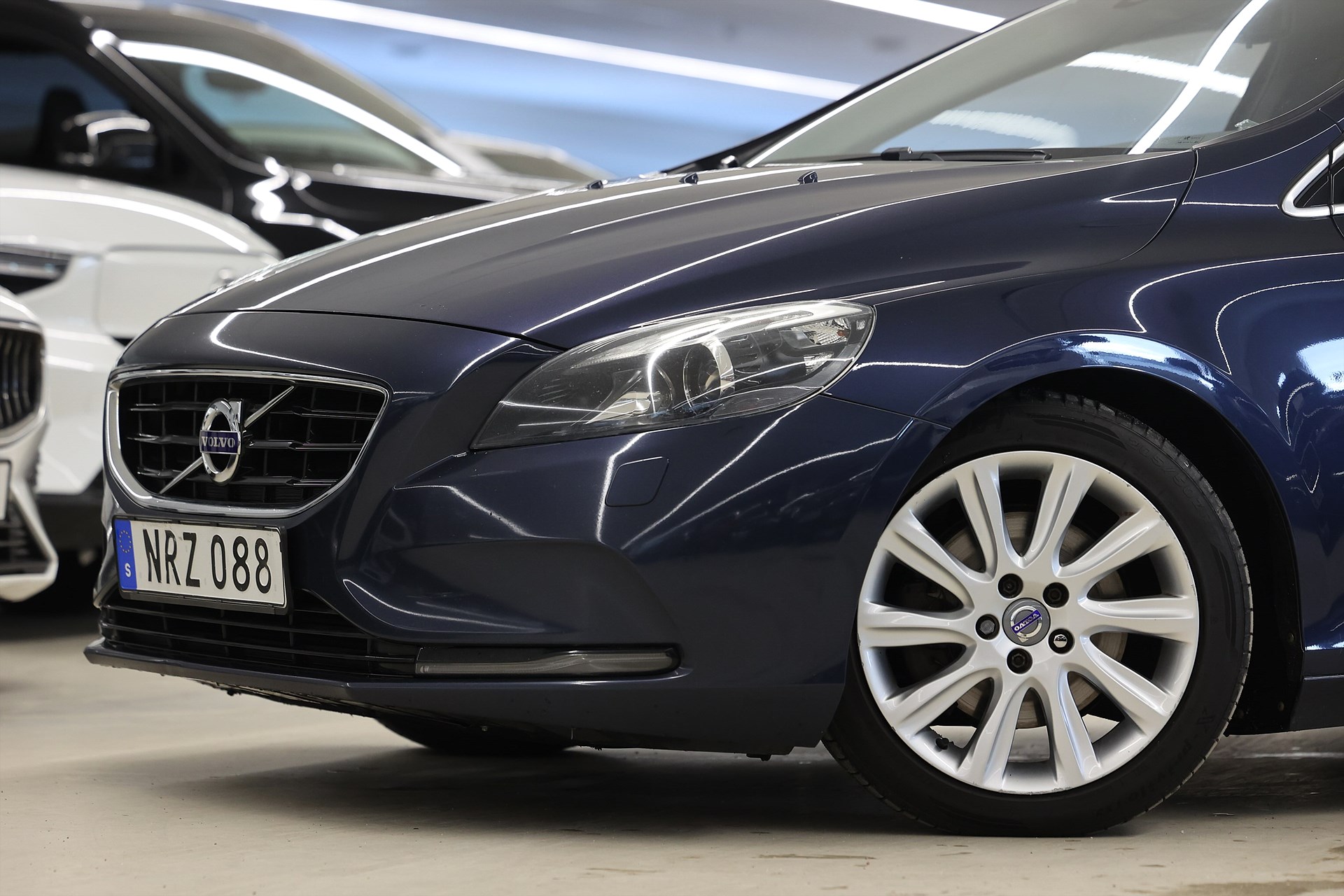 Volvo V40 D2 115hk Momentum Drag Värmare VOC PDC