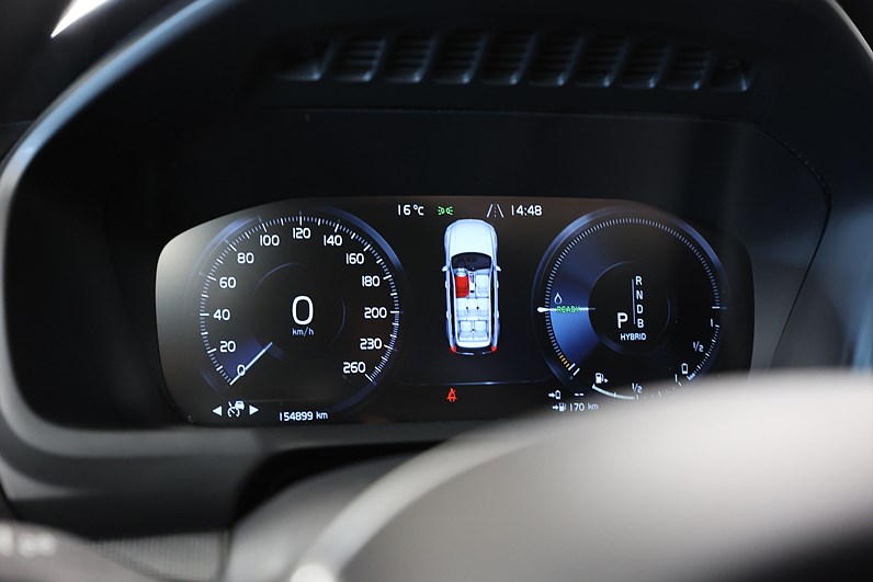 Volvo XC90 T8 AWD Inscription 7-Sits Pano Drag HUD